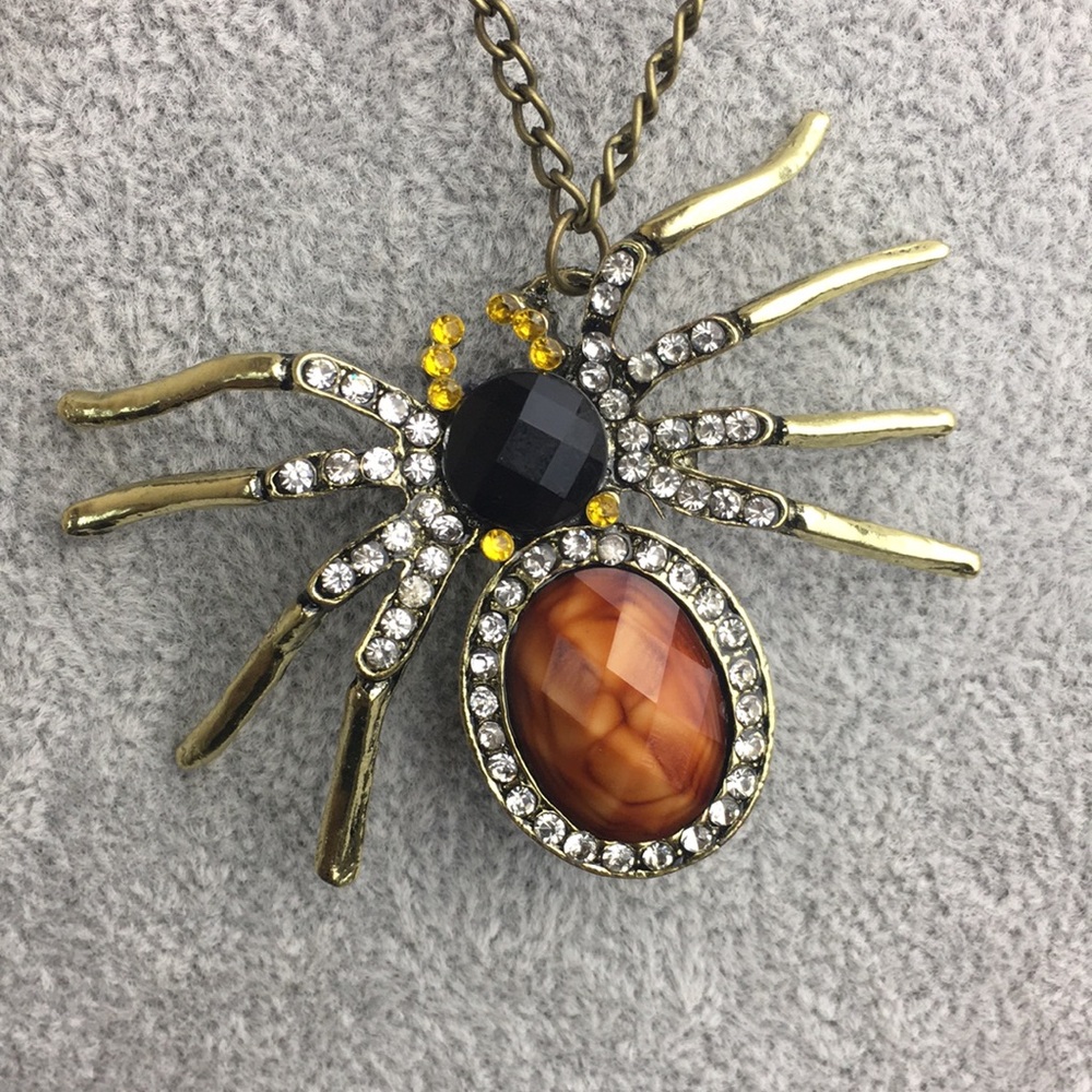 Fabulous spider rhinestone pendant necklace - Picture 3 of 6